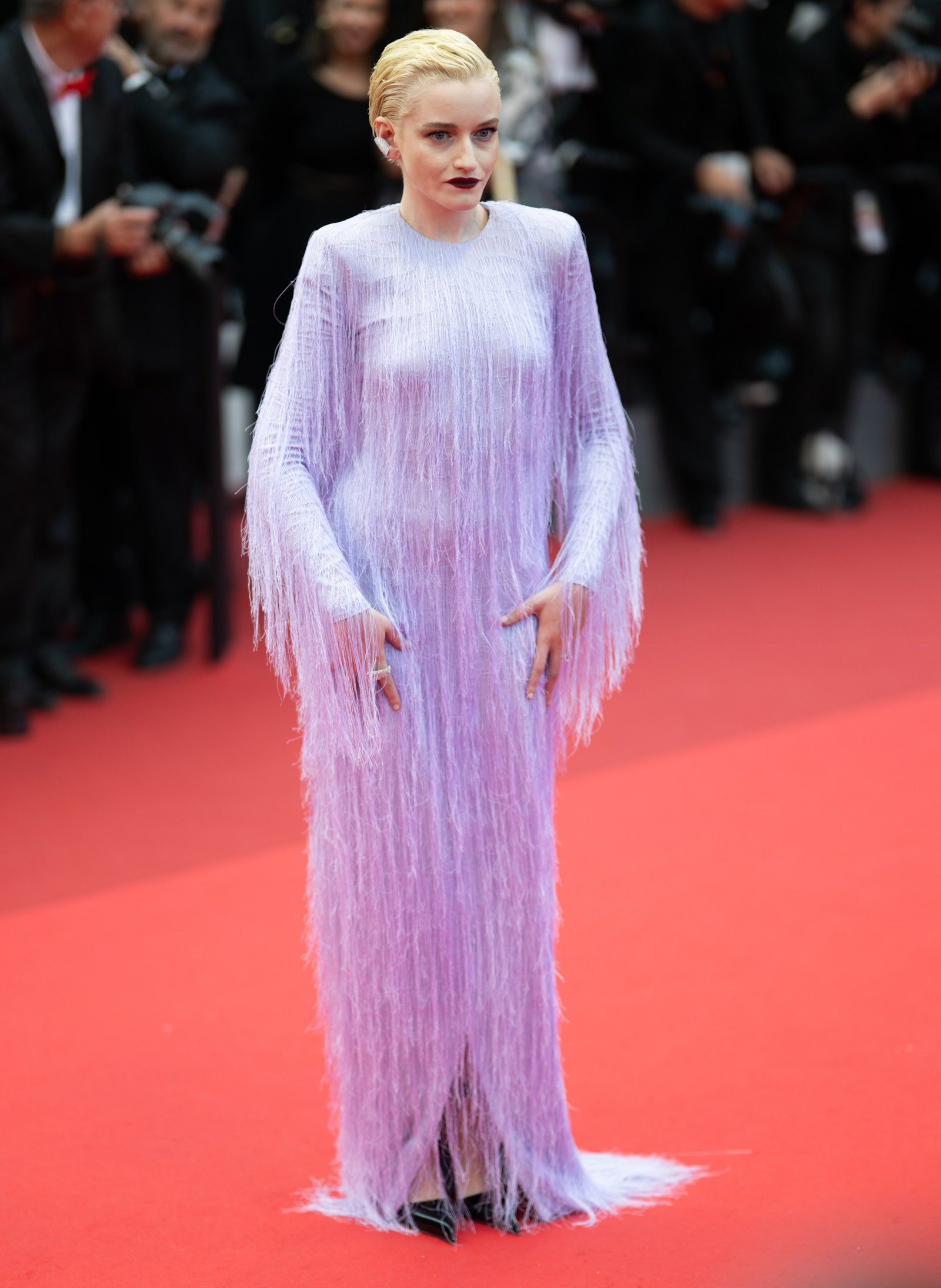Julia Garner in Tom Ford by Haider Ackermann — image courtesy of vogue.com