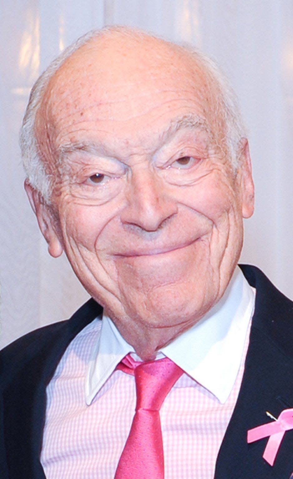 Leonard Lauder yahoo — image courtesy of yahoo.com